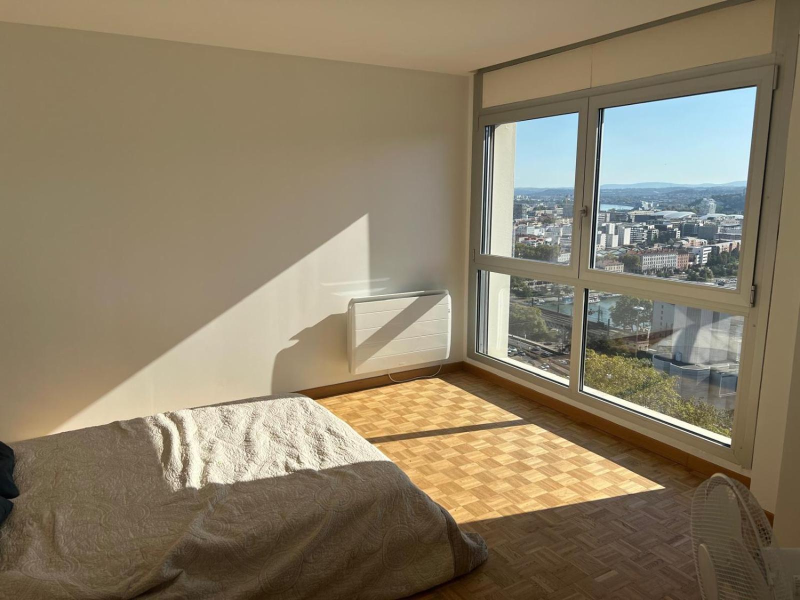 Chambre Dans Les Hauteurs De Lyon Proche Fourviere Chez L Hote Luaran gambar