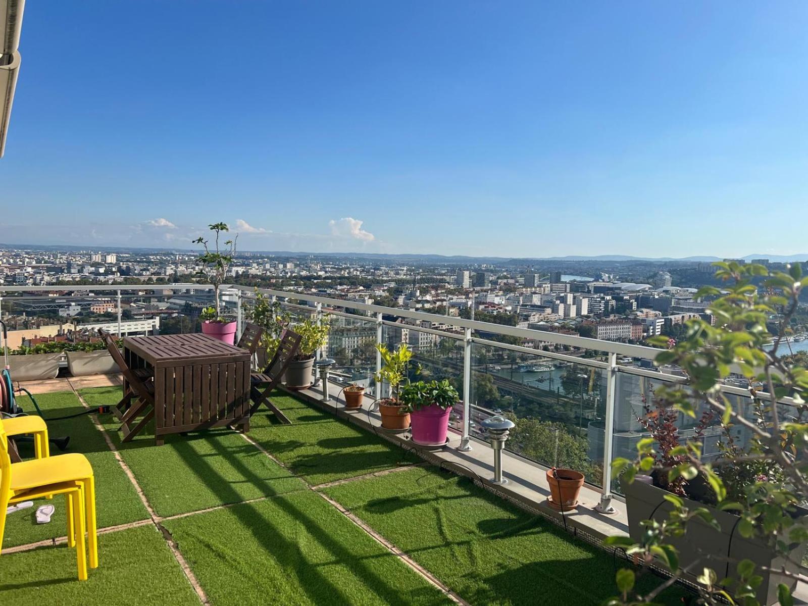 Chambre Dans Les Hauteurs De Lyon Proche Fourviere Chez L Hote Luaran gambar